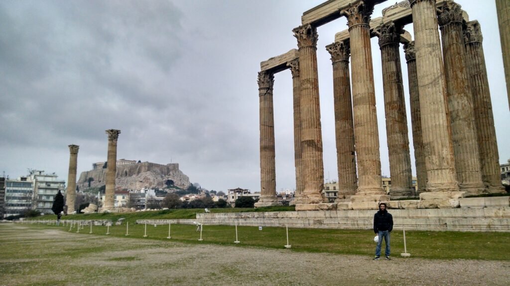 Temple of Zeus Athens - Colossal ancient temple ruins dedicated to Zeus.